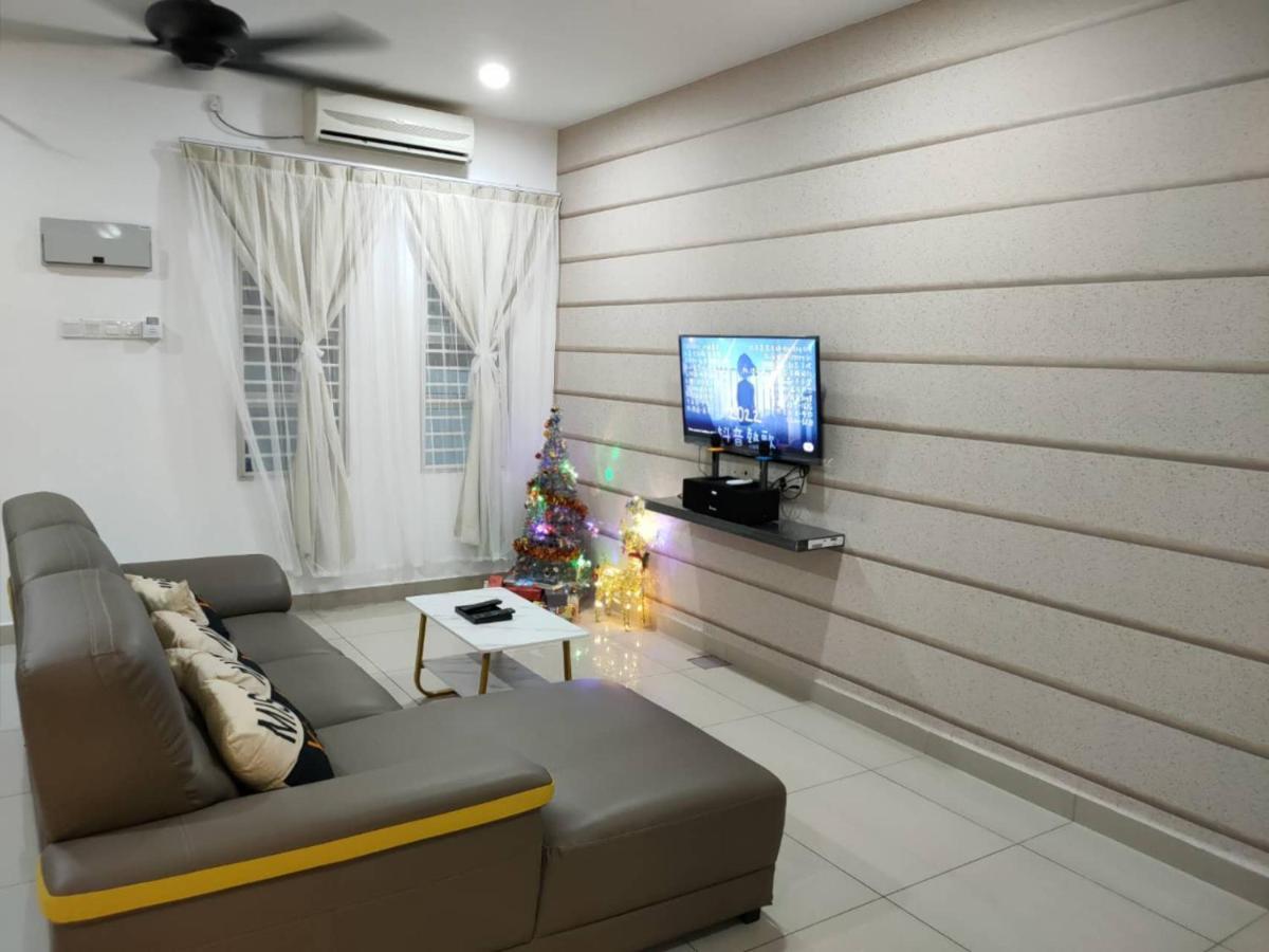 Setia Home Sitiawan Ktv 12+4 Pax Exterior photo